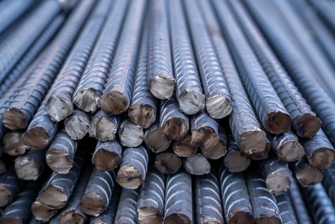 Pręty żebrowane – zastosowania w budownictwie