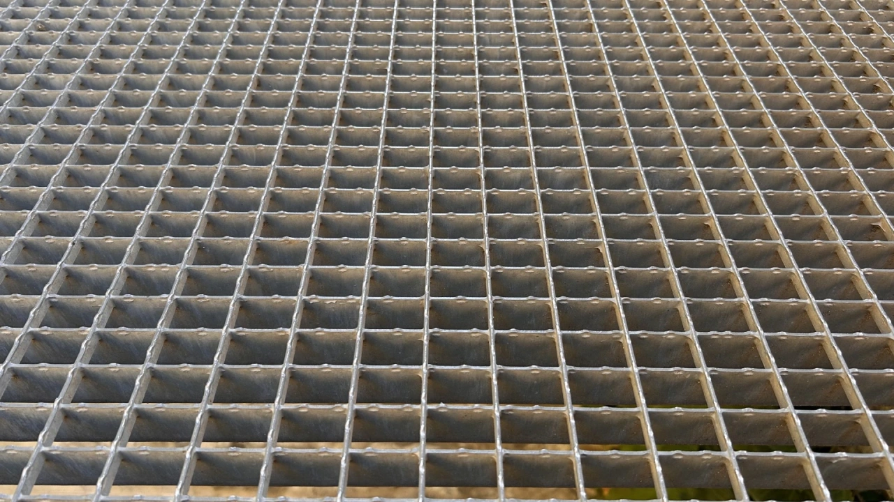 Krata podestowa – bezpieczeństwo i praktyczność