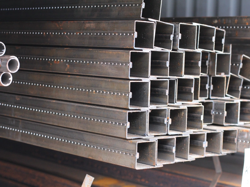 Kształtownik specjalny L